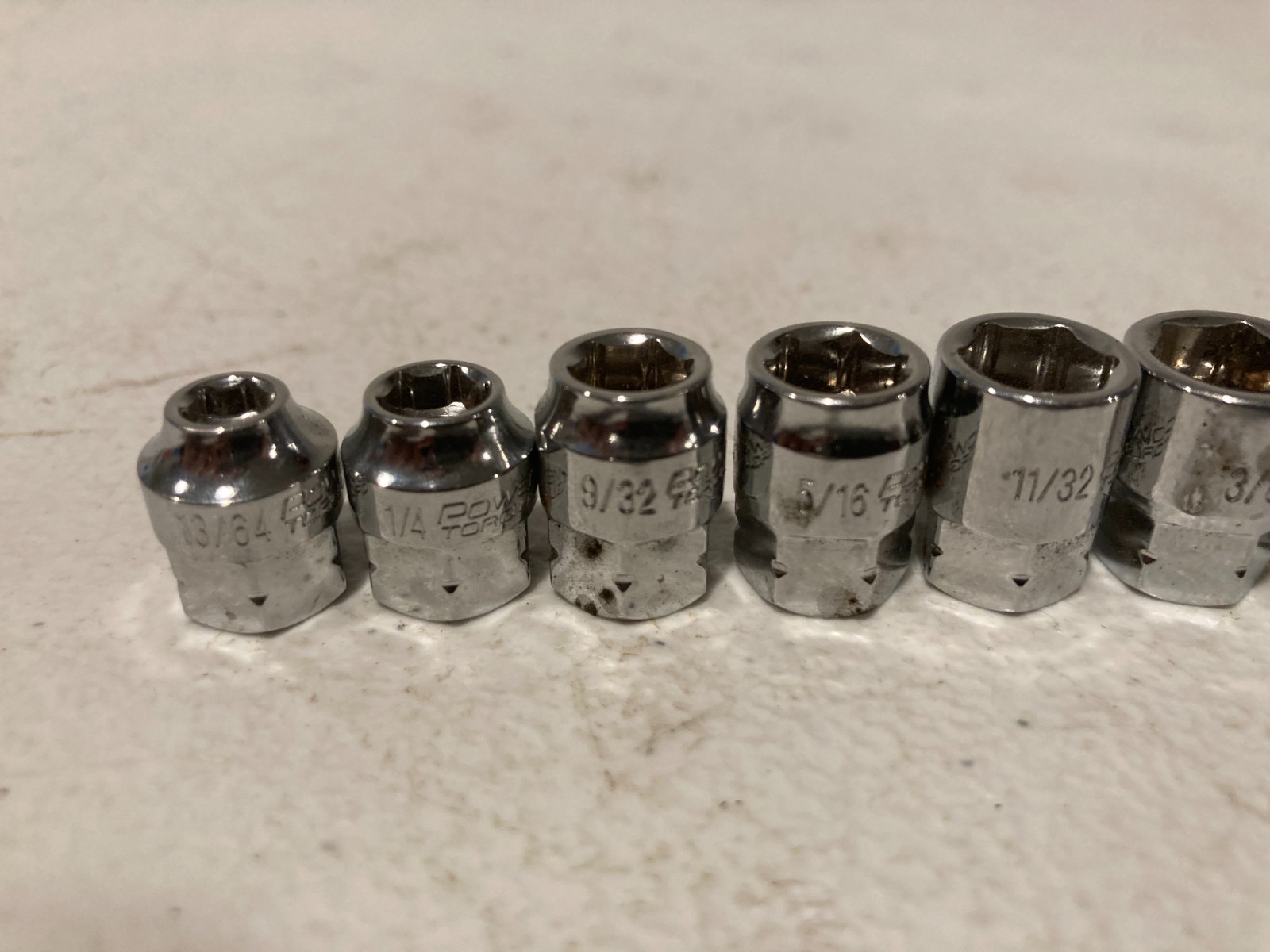 Power Torque 9 Piece 1/4 Inch Drive Standard 6 Point SAE Socket Set