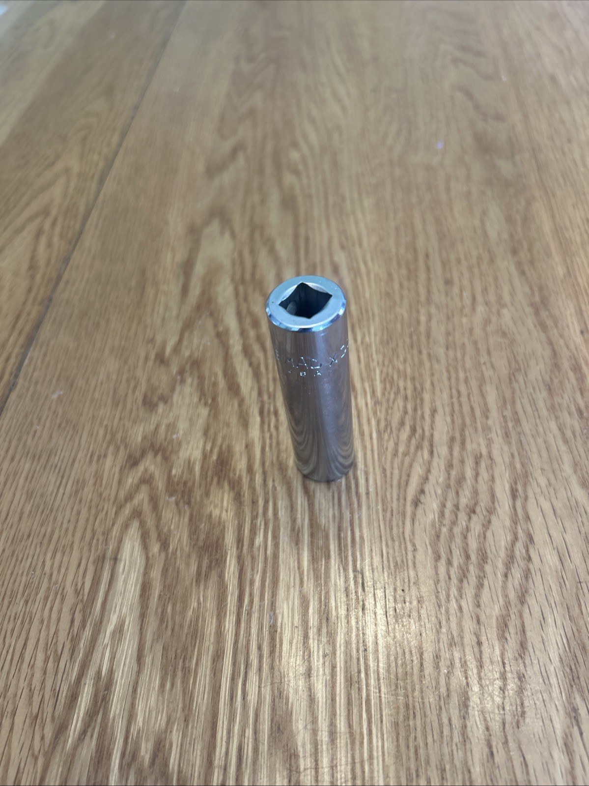MAC TOOLS – 9/16″ Deep Socket, 3/8” Drive, 12 Point, Part# XD182