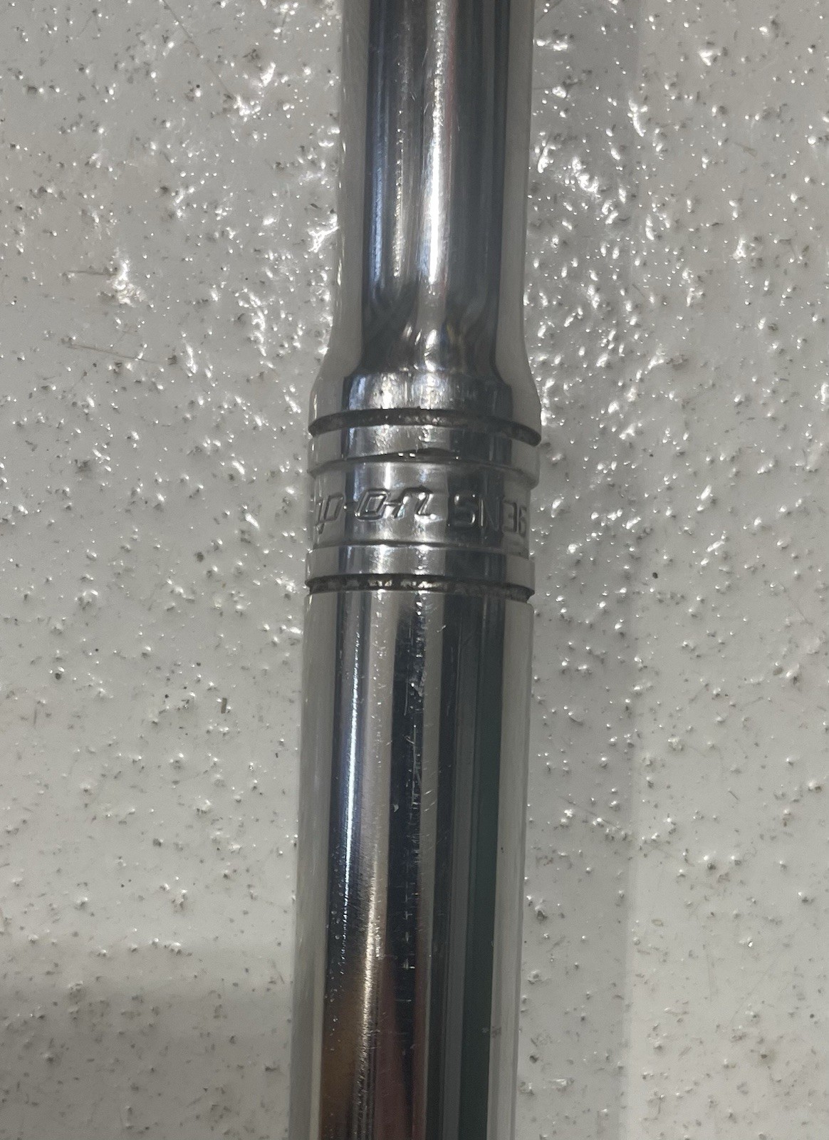 Snap-On SN36 1/2″ Drive 36″ Standard Handle Long Breaker Bar