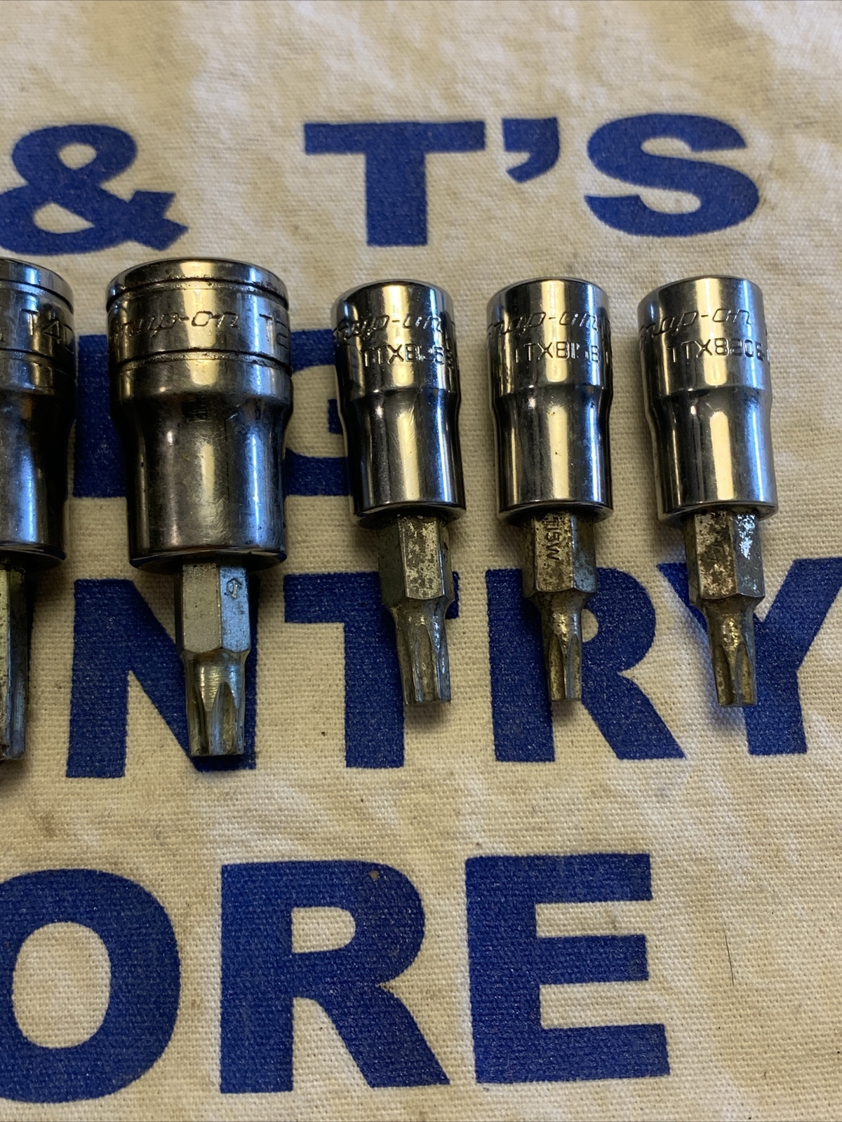 Snap-on 8pc Combination Drive TORX Bit Heavy-Duty Removal Socket Set 209EFTXBY