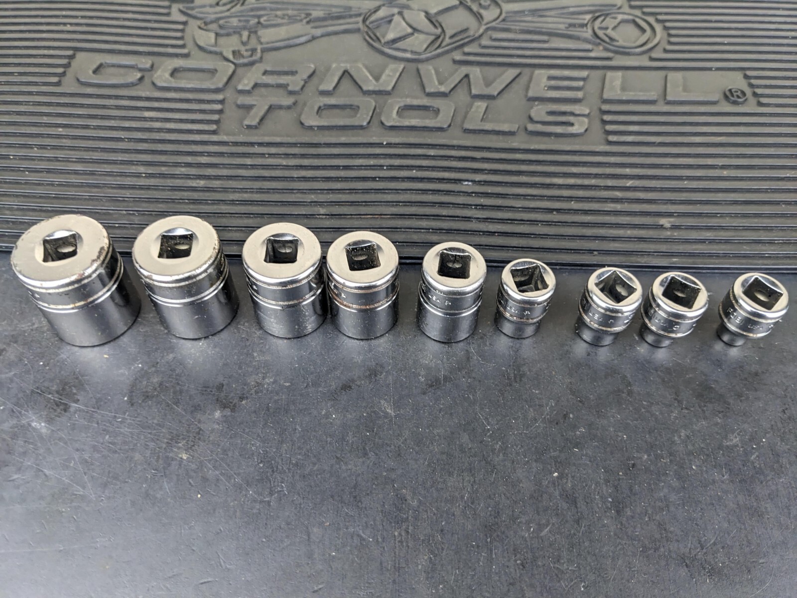 #bi522 Snap On Tools 211FY 3/8″ Drive 12 Point Shallow SAE Socket Set USA