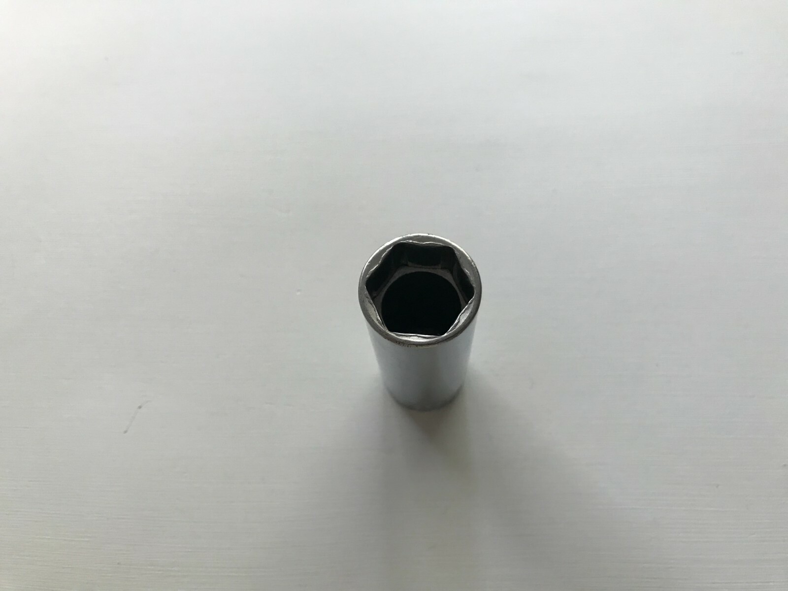 Snap-On Tools USA 3/8″ Drive 6pt 18mm Metric Deep Chrome Socket SFSM18
