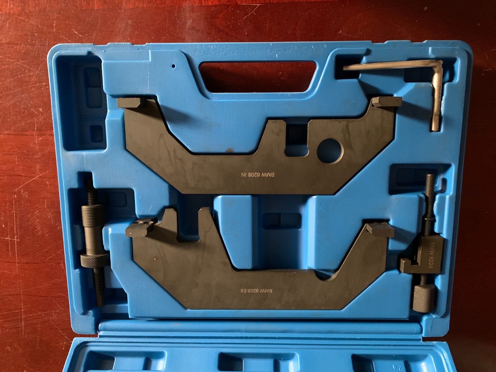 BMW 4.4L and 4.8L N62 V8 Engine Timing Tool Set