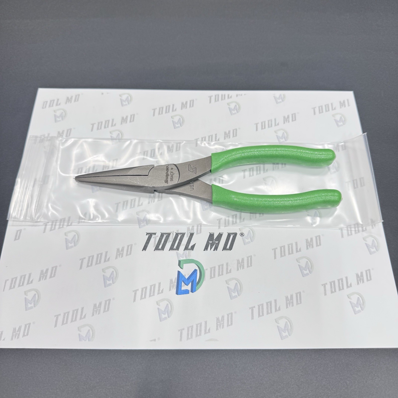 Snap-on Tools USA NEW GREEN 8″ Talon Soft Grip Needle Nose Pliers 96ACFG