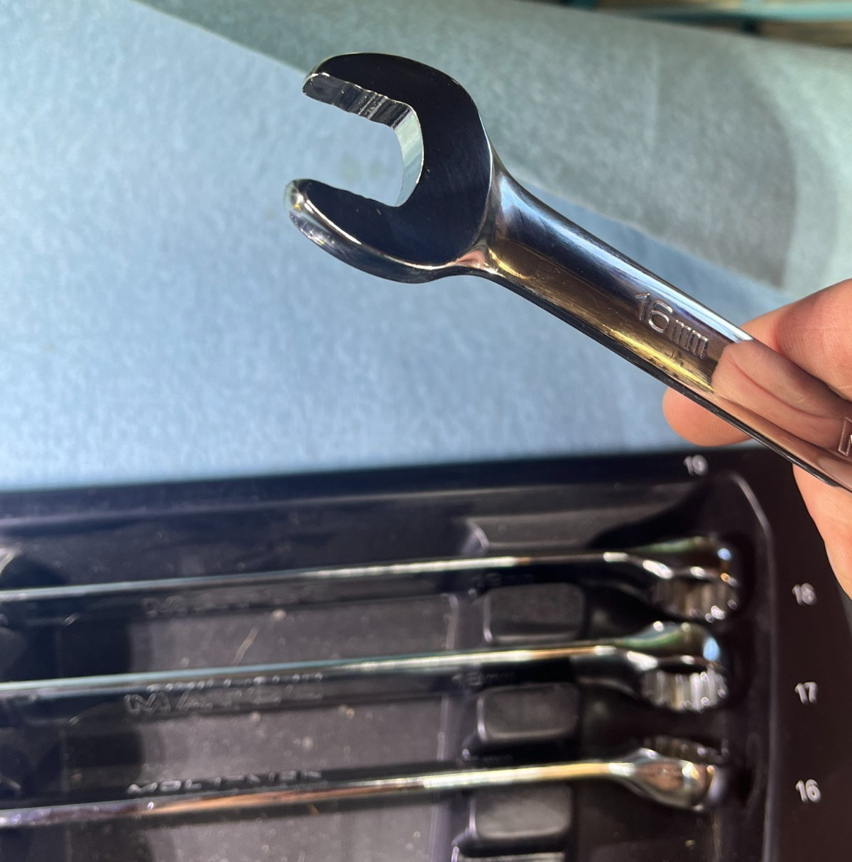 MATCO 12 PIECE LONG METRIC COMBINATION WRENCH SET Part No. SMCLM122K
