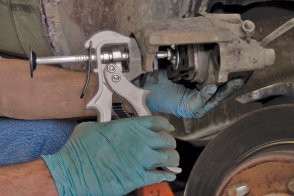 Lisle 24300 Speedy Brake Pad Spreader