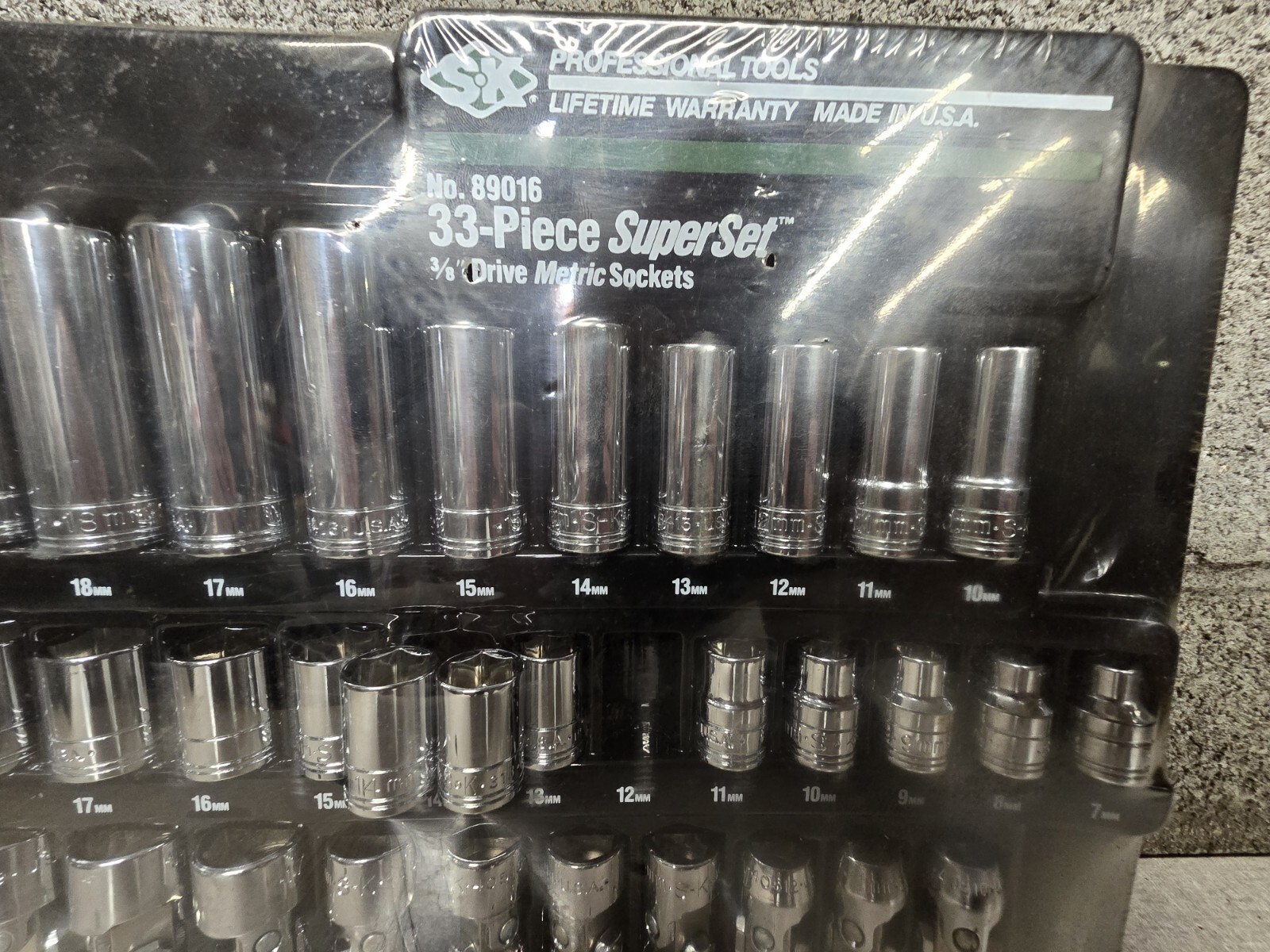 SK Professional Tools 3/8″ Drive Bit Metric Socket Set, 33 Pieces USA 89016 NEW