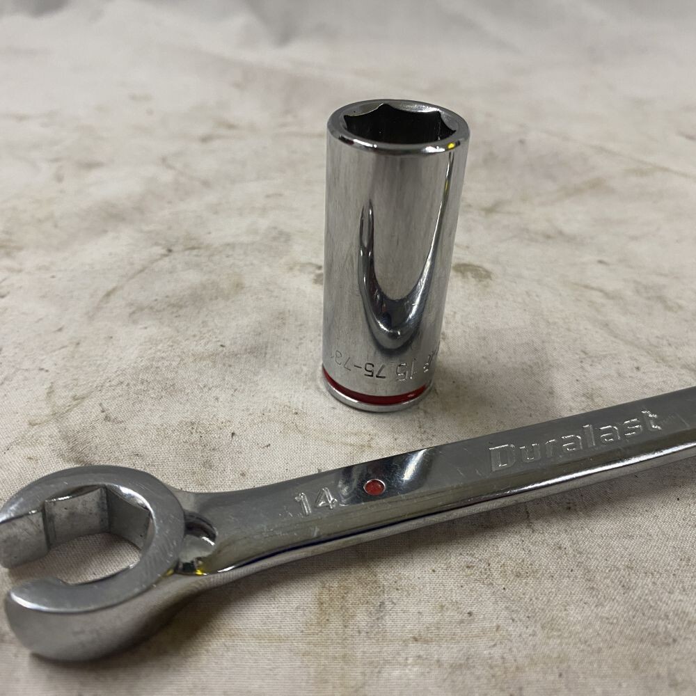 Duralast 13MM x 14MM Flare Nut line Wrench & a 15mm deep dish socket