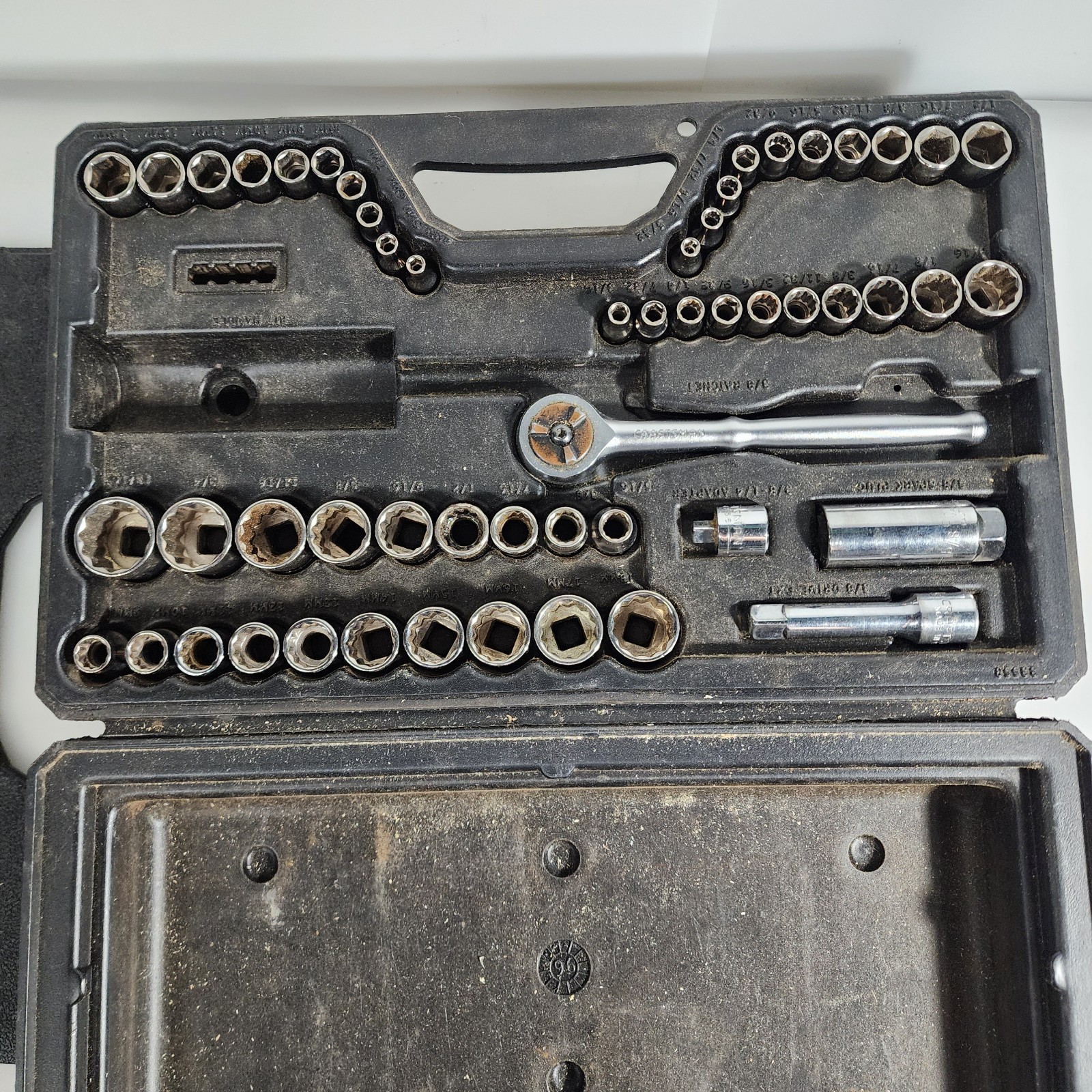 CRAFTSMAN USA 3/8″ Drive 58 Piece Socket Set Great Shape