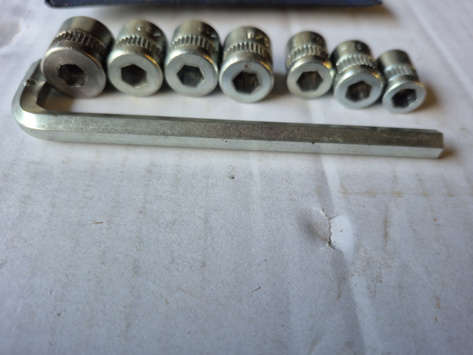 Vintage Western Auto 8 PC Socket Set 7 1/4 Hex Drive Sockets 1/4 To 7/16 HR2911