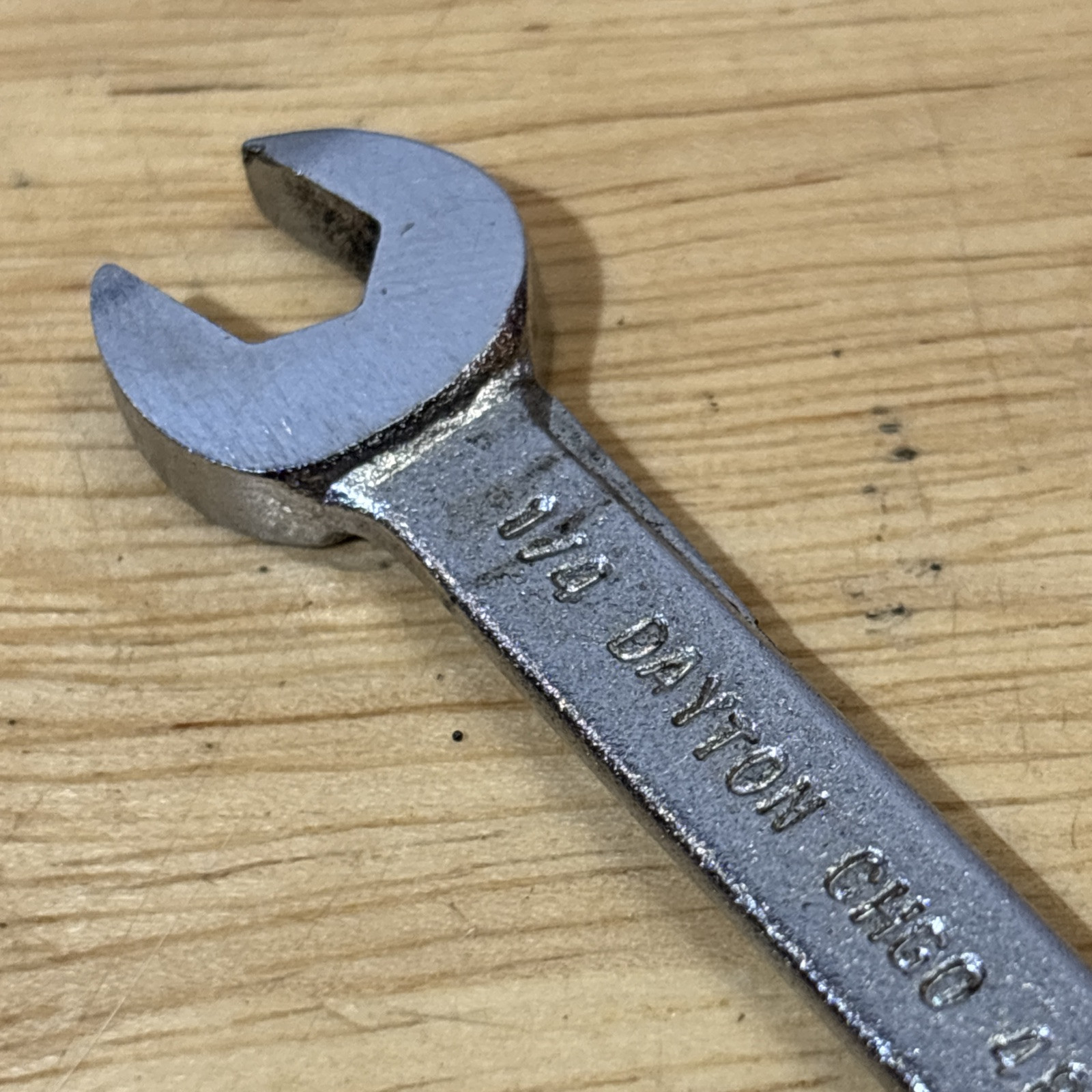 Dayton 5/16″ x 1/4″ Ignition Double Open End Wrench 4×157 Vtg USA