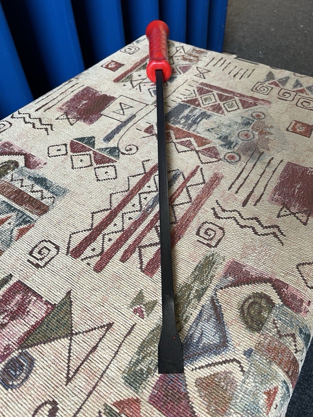 Snap On 24” Striking Pry Bar In Classic Red SPBS24A Made In USA New Premium Tool