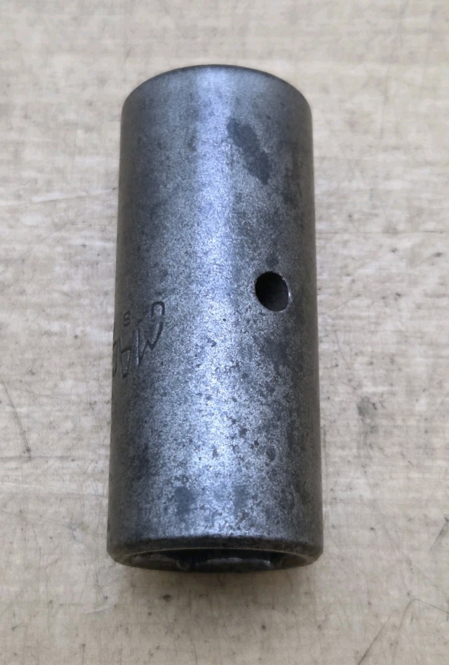MAC Tools VP246266 – 1/2″ Drive 3/4″ X 13/16″ Lug Nut Impact Flip Socket