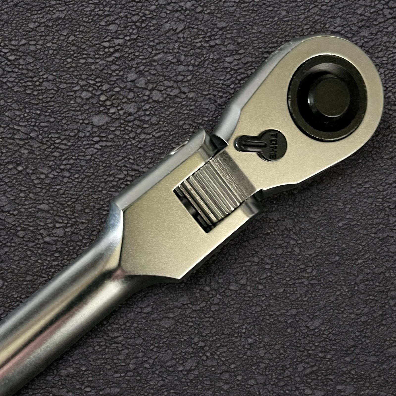 Tone RH4FHX 1/2″ drive Extra-long Ratchet, Flex-head, Made in Japan