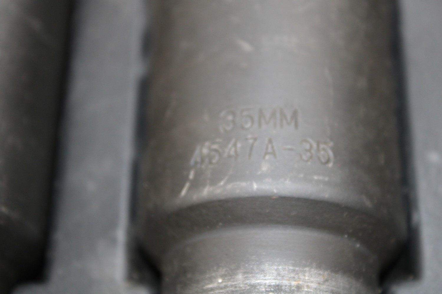 Mac Tools AS4547A Front Wheel Drive Axle Nut Socket Set w/Case (461939)
