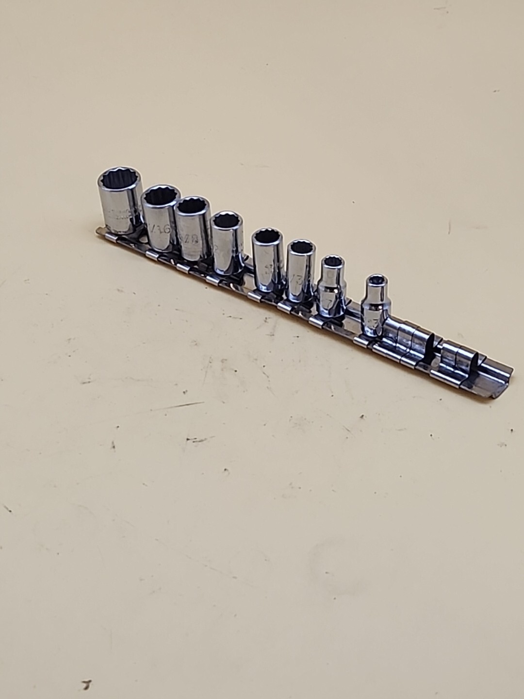 Proto Professional Socket Set 1/4 Dr 8ea 1/2, 7/16 3/8 11/32 5/16 9/32,7/32,3/16