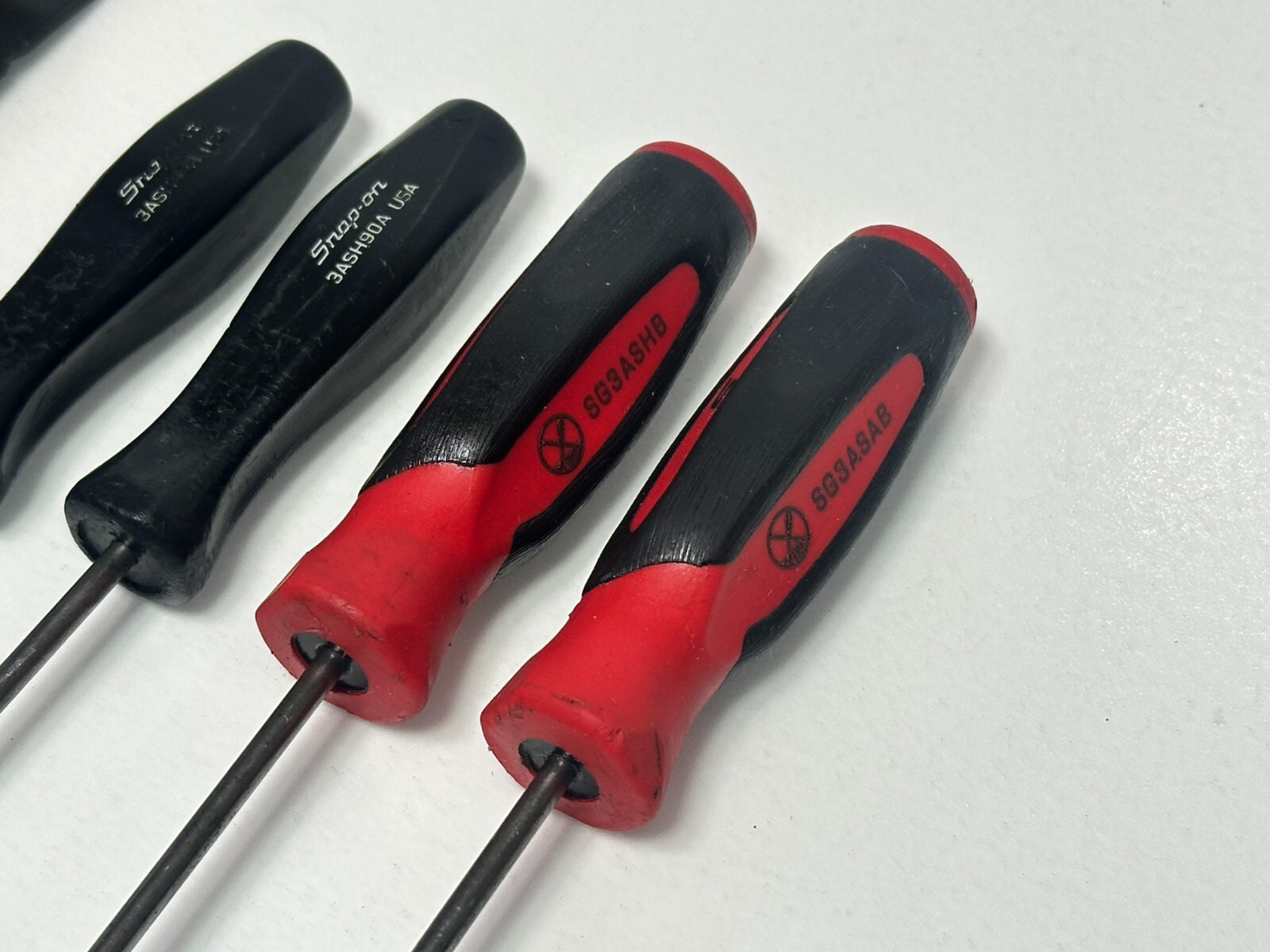 Snap On Tools USA 4pc Black Hard Handle / Red Soft Mini Pick Set w/Pouch ASA204
