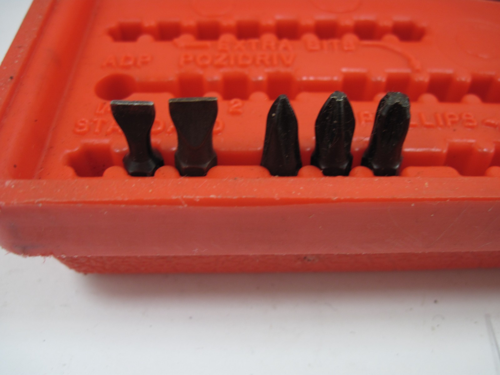 Snap On Red Handle Ratcheting Screwdriver Set W/Case & Bits SSDMR230 NICE