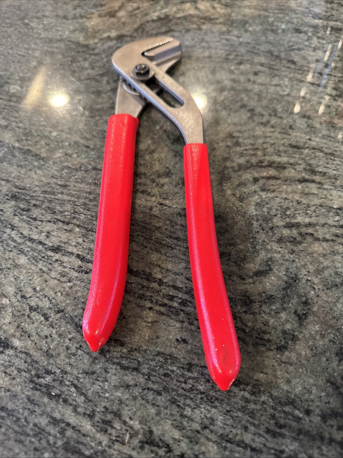 Snap On awp120 12-3/4” adjustable joint pliers with red handles new
