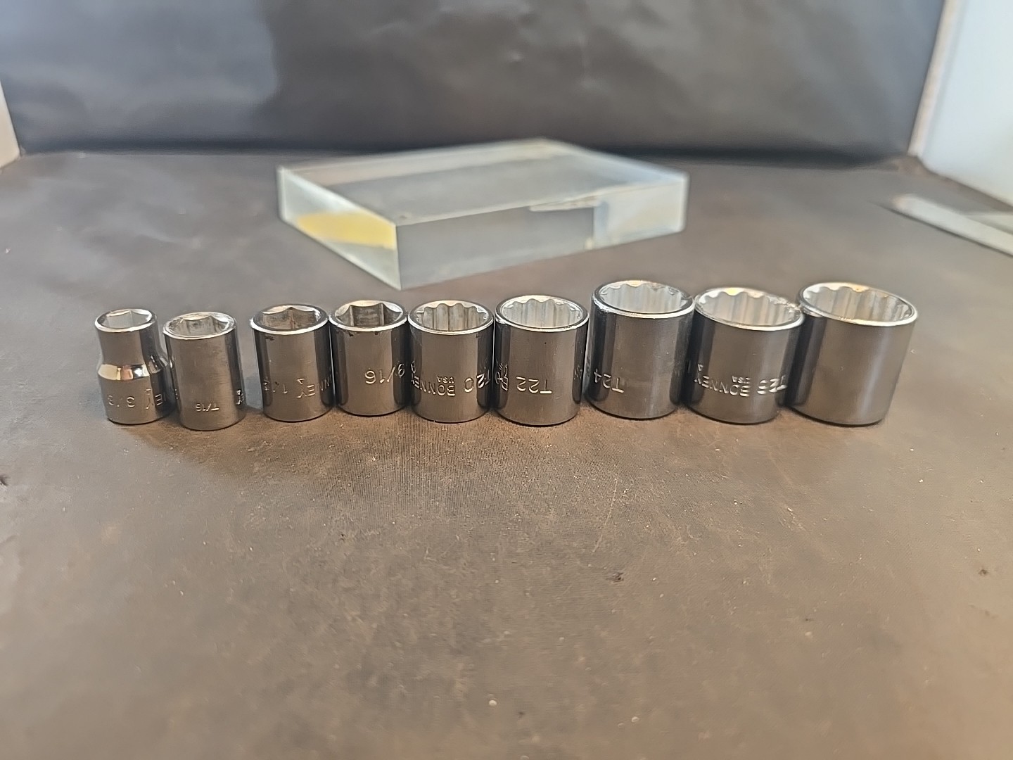 9pc. 3/8″ Dr. SAE Bonney Shallow Socket Set USA Excellent