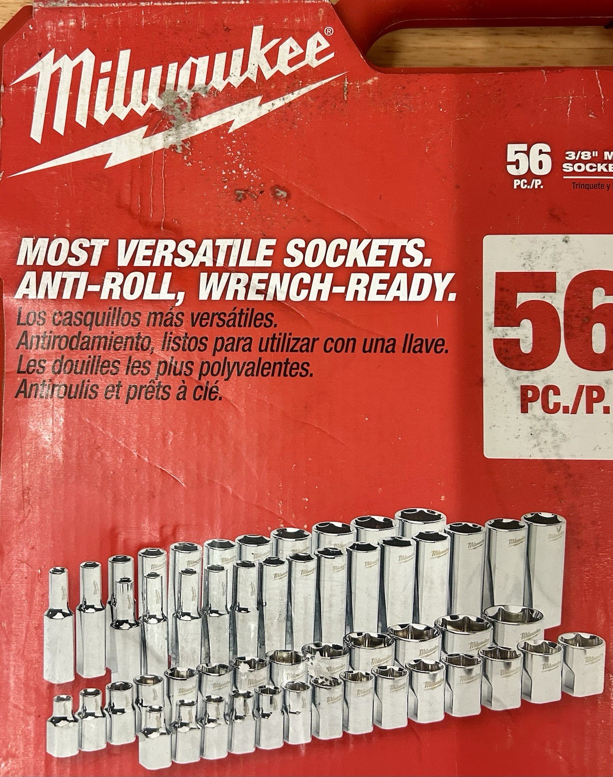 Milwaukee 3/8″ Drive 56pc Ratchet & Socket Set FOUR FLAT SIDES 48-22-9008 NEW