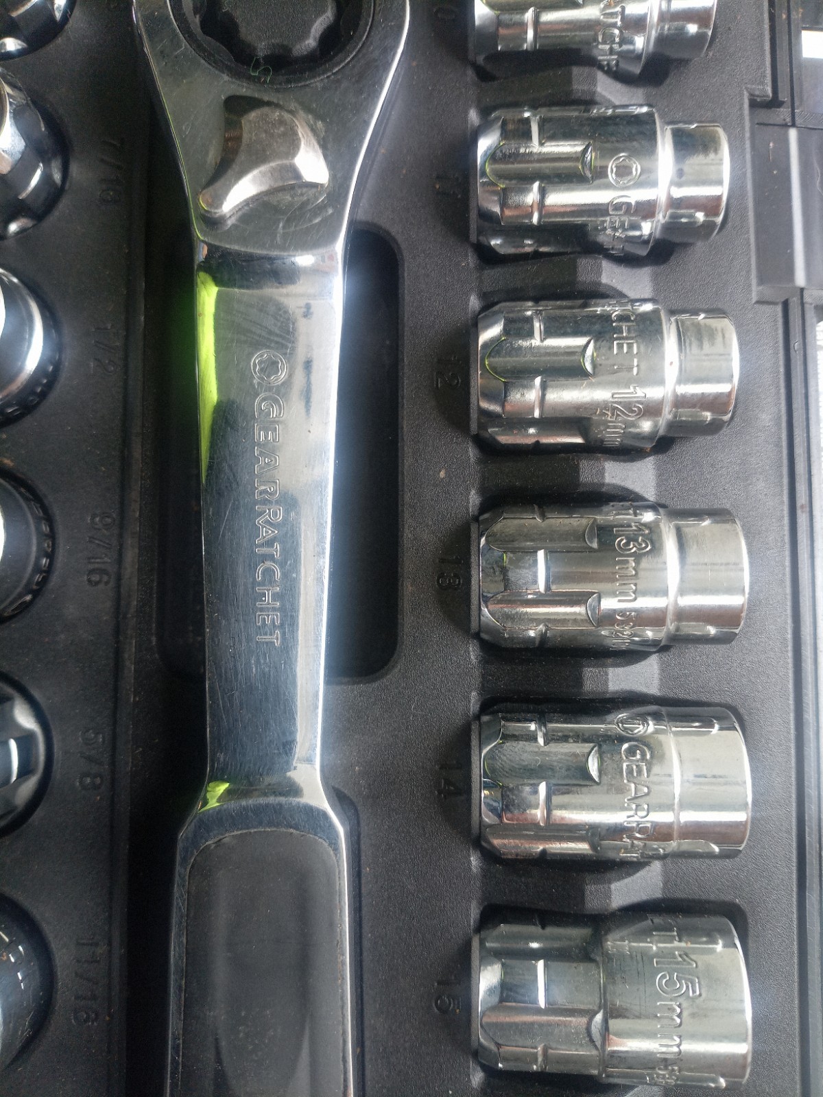 Gear Ratchet Vortex 21 Piece Socket Set