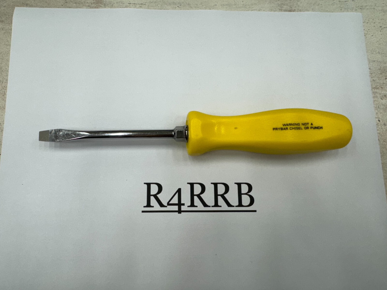 Snap-on Tools NEW CLASSIC YELLOW Hard Handle 1/4″ Flat Head Screwdriver SDD4AY