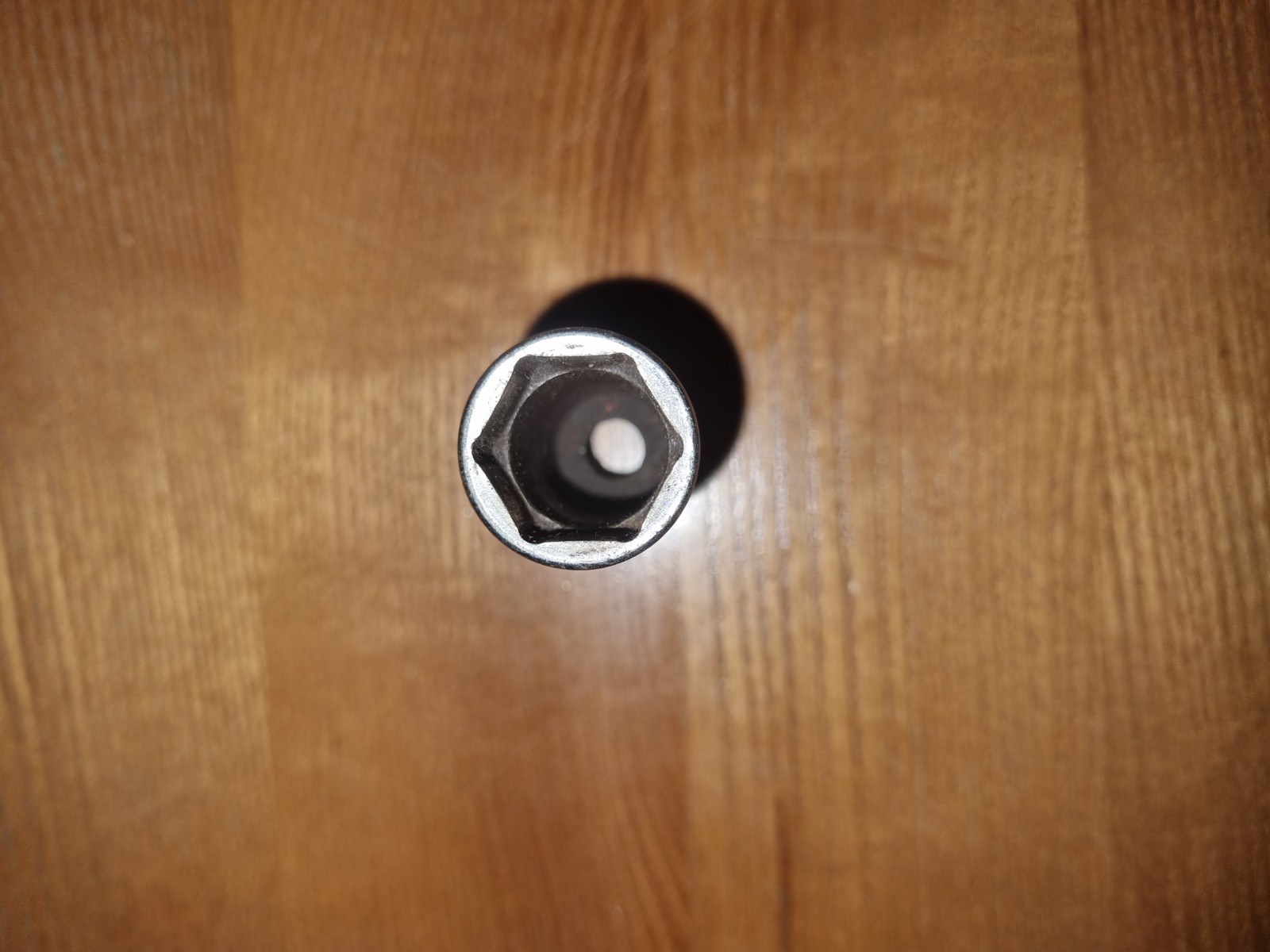 Snap-on SFSM18 18mm 3/8″ drive 6-point deep socket Tool