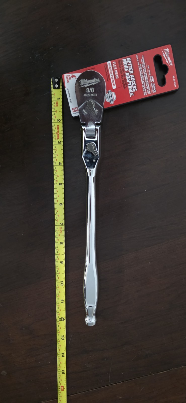 Milwaukee 3/8 Ratchet Locking Flex Head Long Handle 48-22-9041