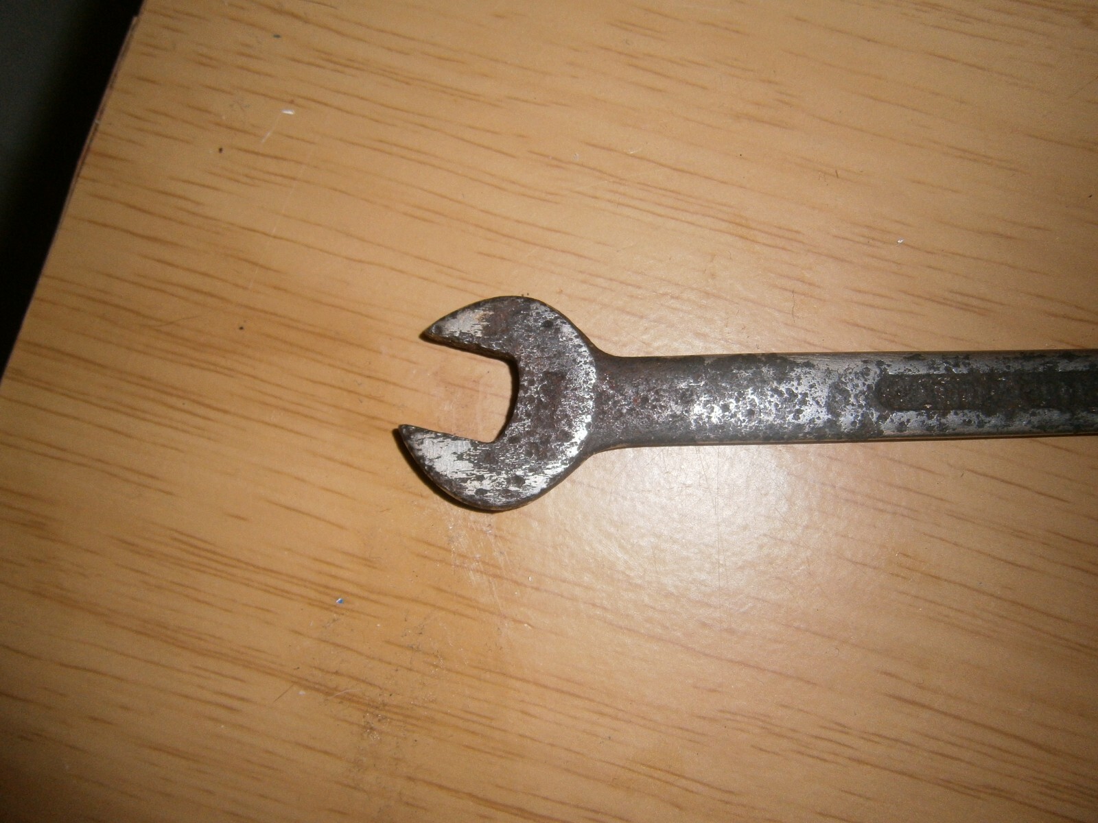 Vintage silver tone spanner. 3/16BS 1/8W (E6a)