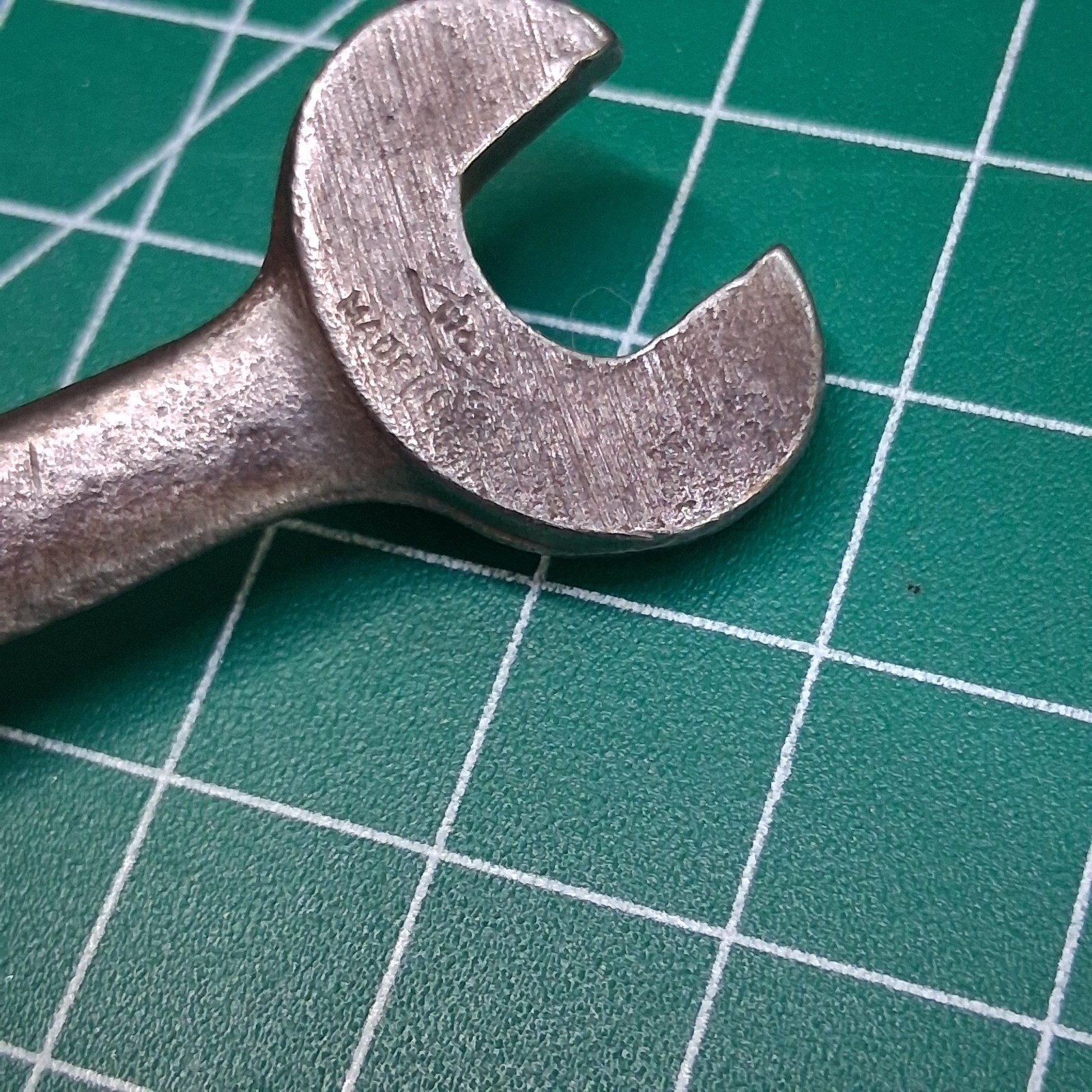 Vintage W&B 13/32″ x 5/16″ Drop Forged SAE 3″ Double Open-End Wrench