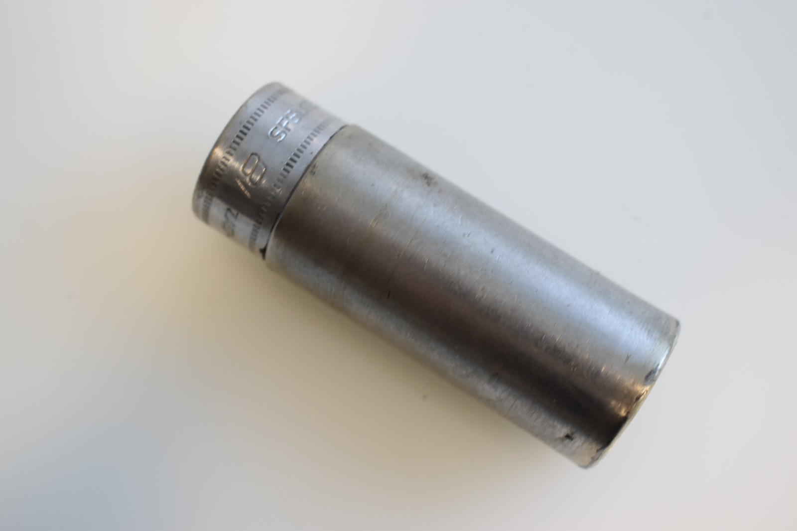 Snap on Tool SFSM18 18mm Metric Flank Drive Deep Socket 3/8″ Drive 6 Point USA