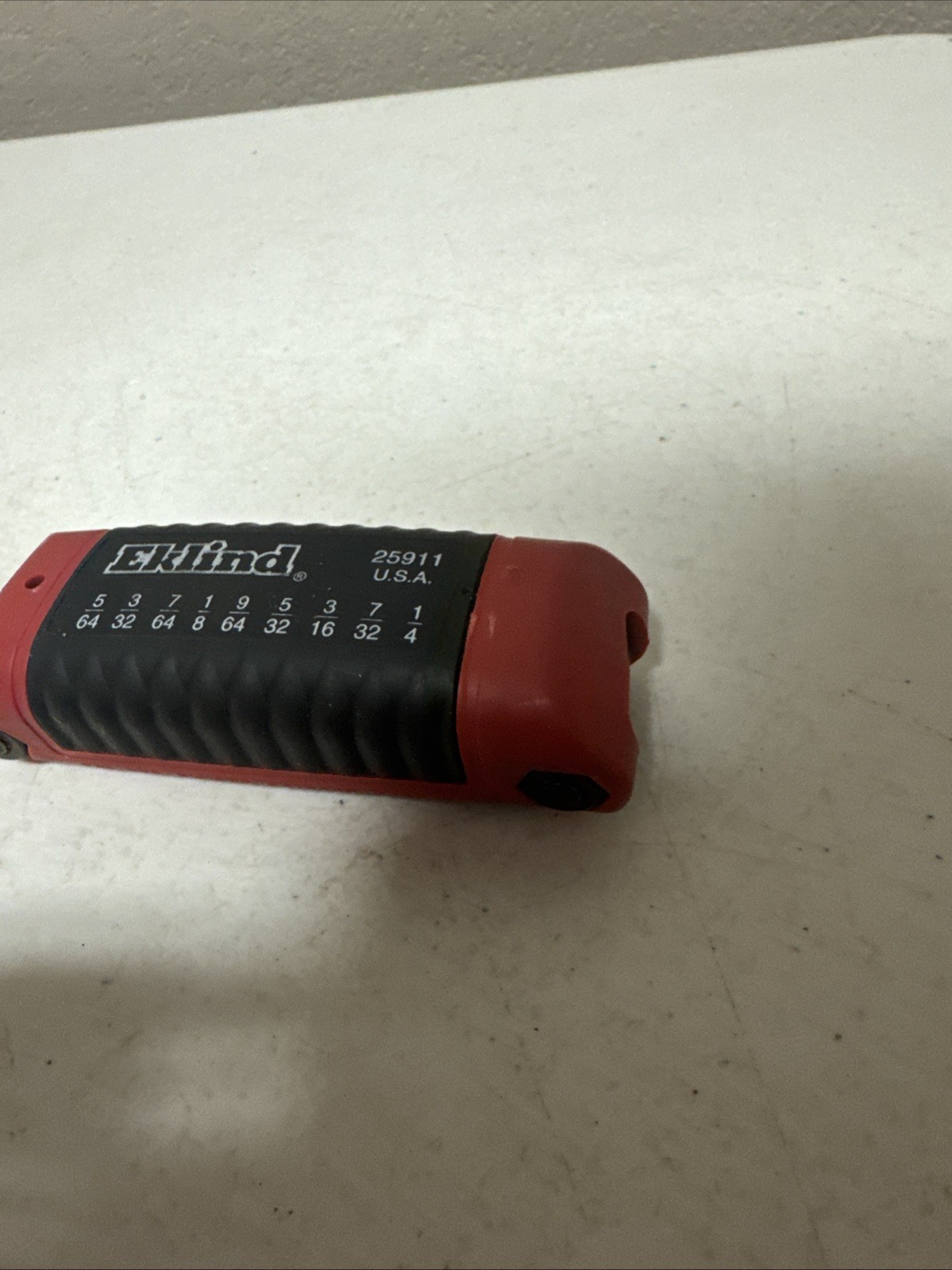 Eklind Tool 25911 – 9 Piece 1/4″-9/64″ SAE Fold-Up Hex Key Set