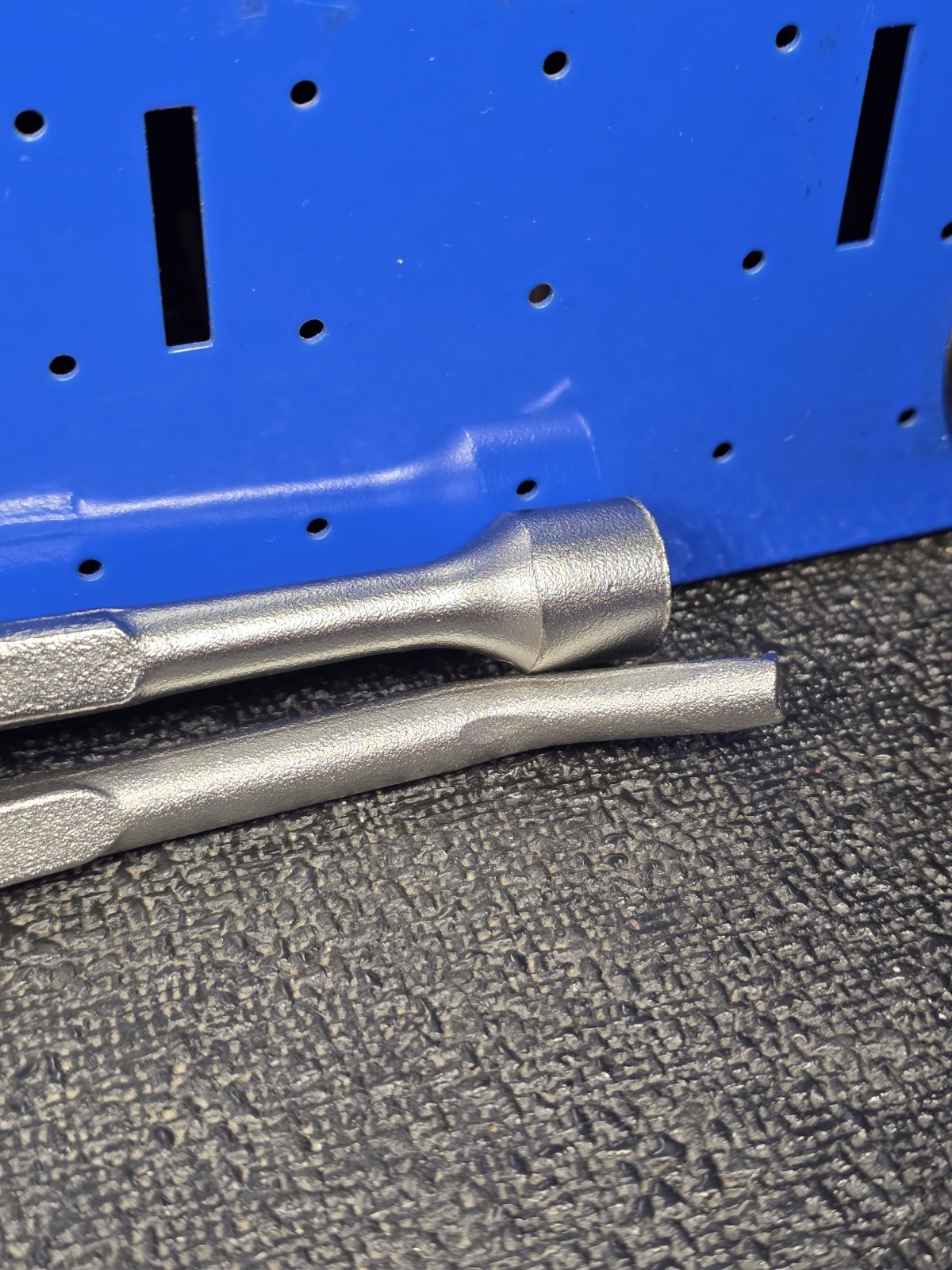 Snap-on 131A Long Drum Brake Spring Pliers Puller Remover Installer NEAR MINT