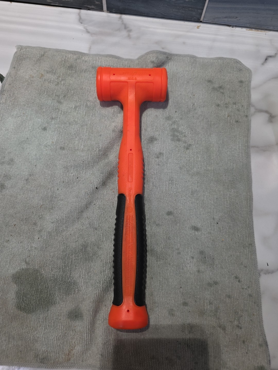 Snap-on HBFE24O 24 oz Soft Grip Dead Blow Hammer Orange 12-3/4″ Length