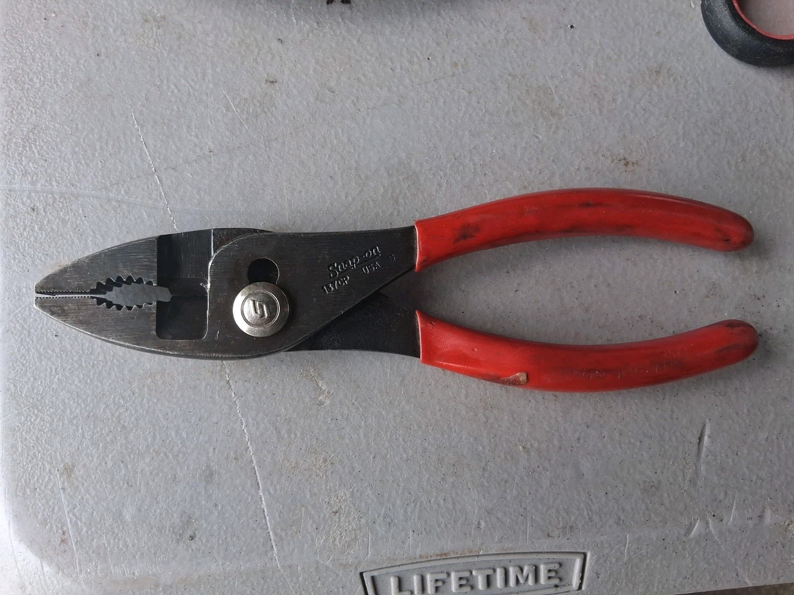 Snap On Tools RED/BLACK Soft Grip Slip-Joint Pliers Wire Cutters 137CP