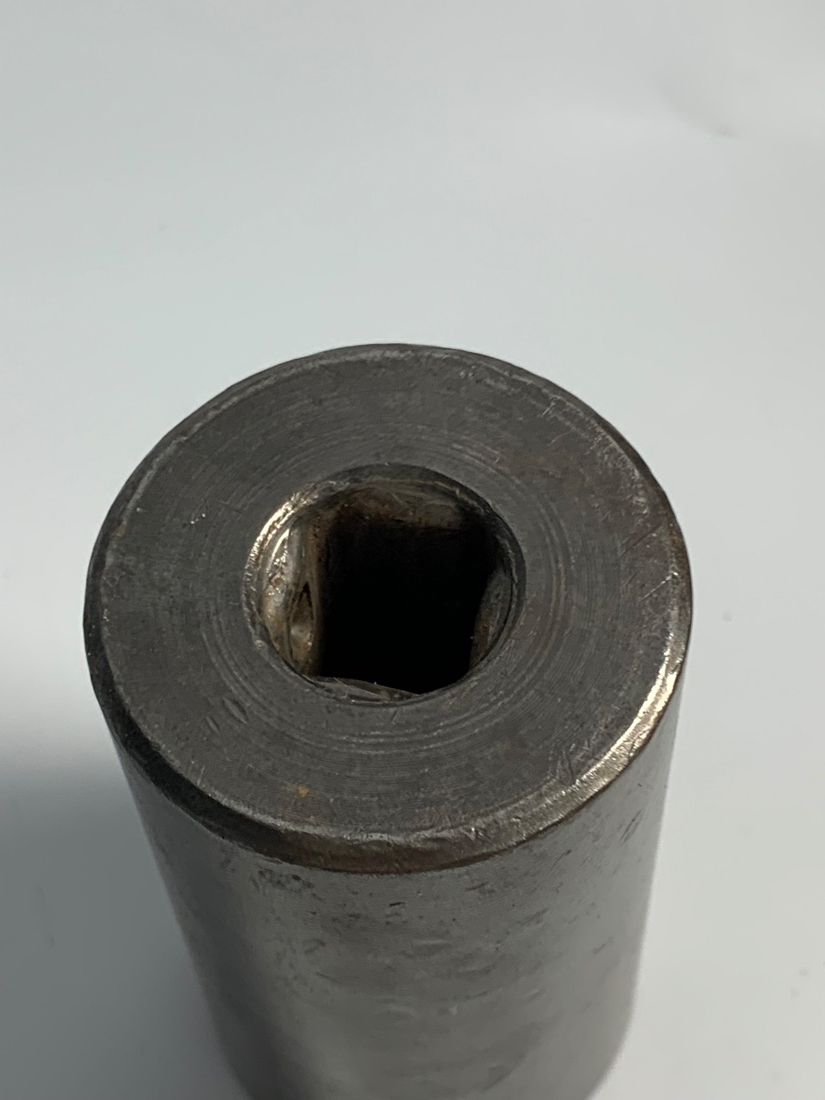 MIT 1-1/4″ Socket 1/2″ Drive 6-Point Chrome Vanadium