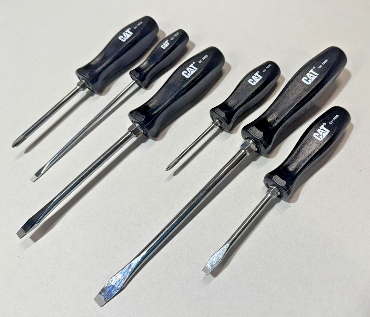 CAT Caterpillar 162-7804 6pc Screwdriver Set Hard Plastic Old Style Handle