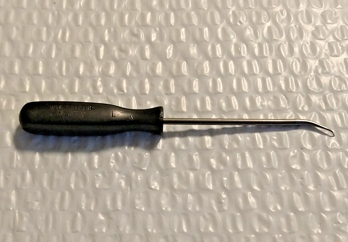 SNAP ON 6ASH45, 45 DEGREE MINI – PICK, BLACK HEAVY DUTY HANDLE, 6″ LONG.