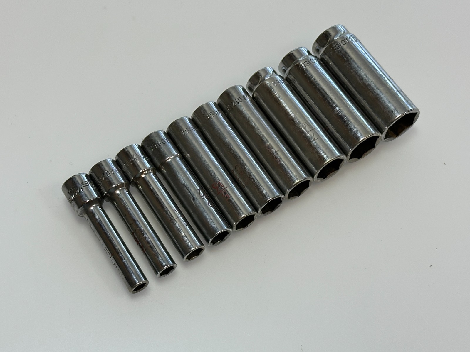 Matco Tools USA 10pc SAE 3/16″ to 9/16″ Deep Chrome Socket Set, 1/4″ Drive 6 PT.