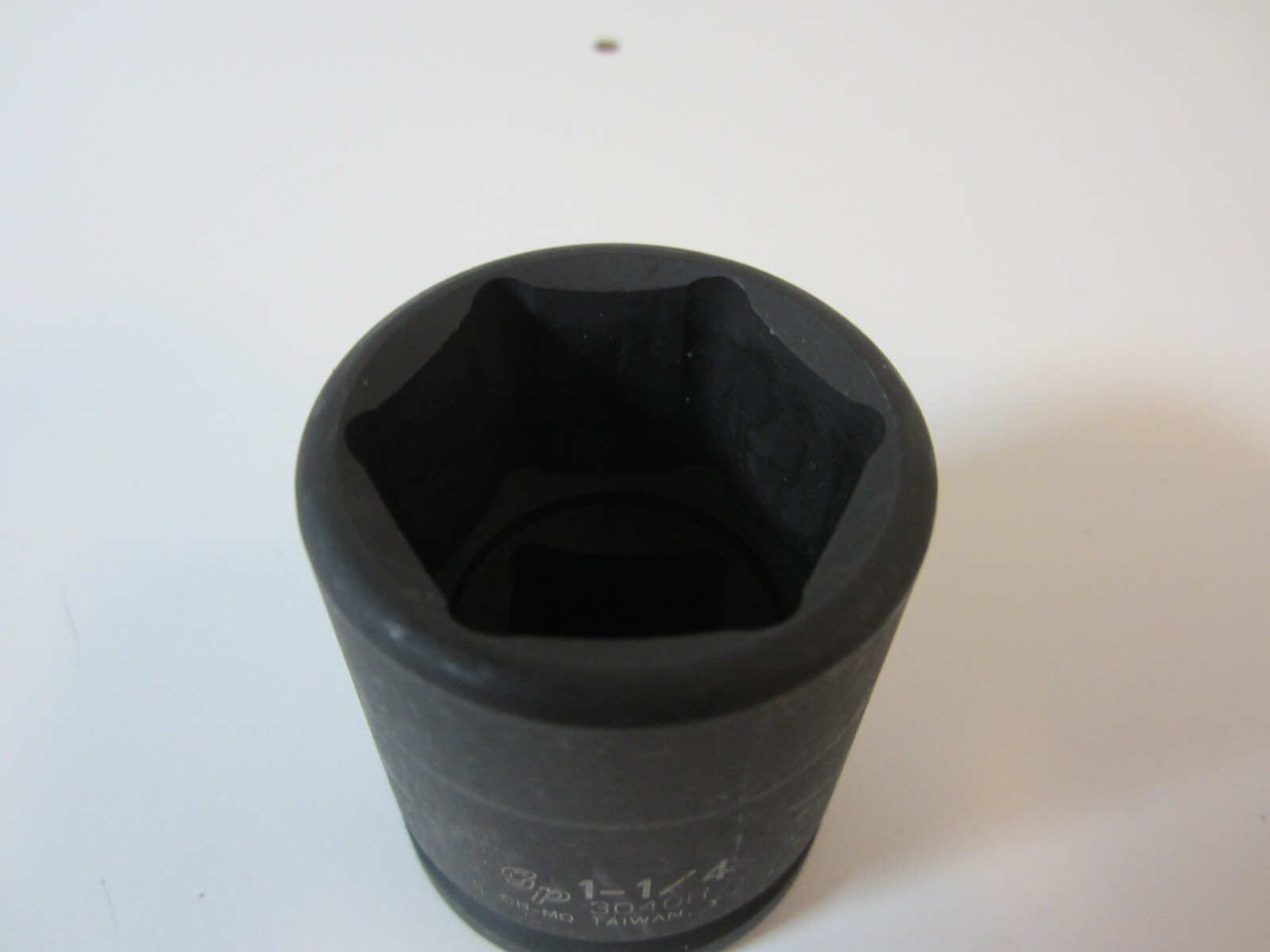 GP. Grey Pneumatic 3040R 3/4″ Drive 1-1/4″ 6-Point Shallow Socket NEW