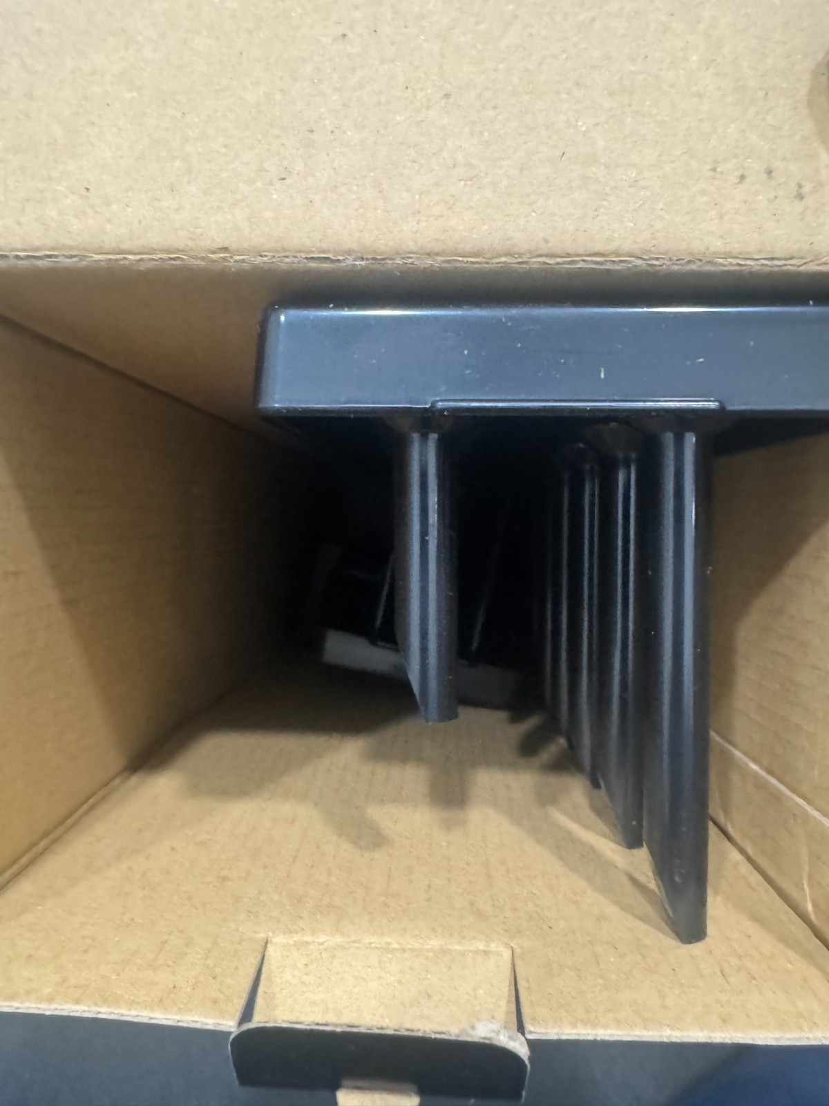 US General socket trays (mm & sae) Red (SAE) – Black (MM)