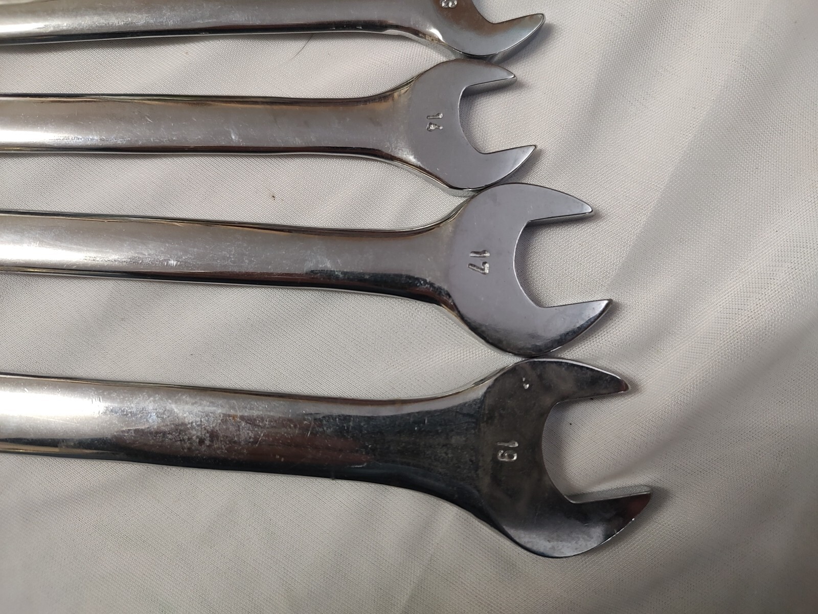 Chrome Vanadium Wrenches 10 Piece In Good Condition 19 mm 17 mm 14 mm 13 mm 12