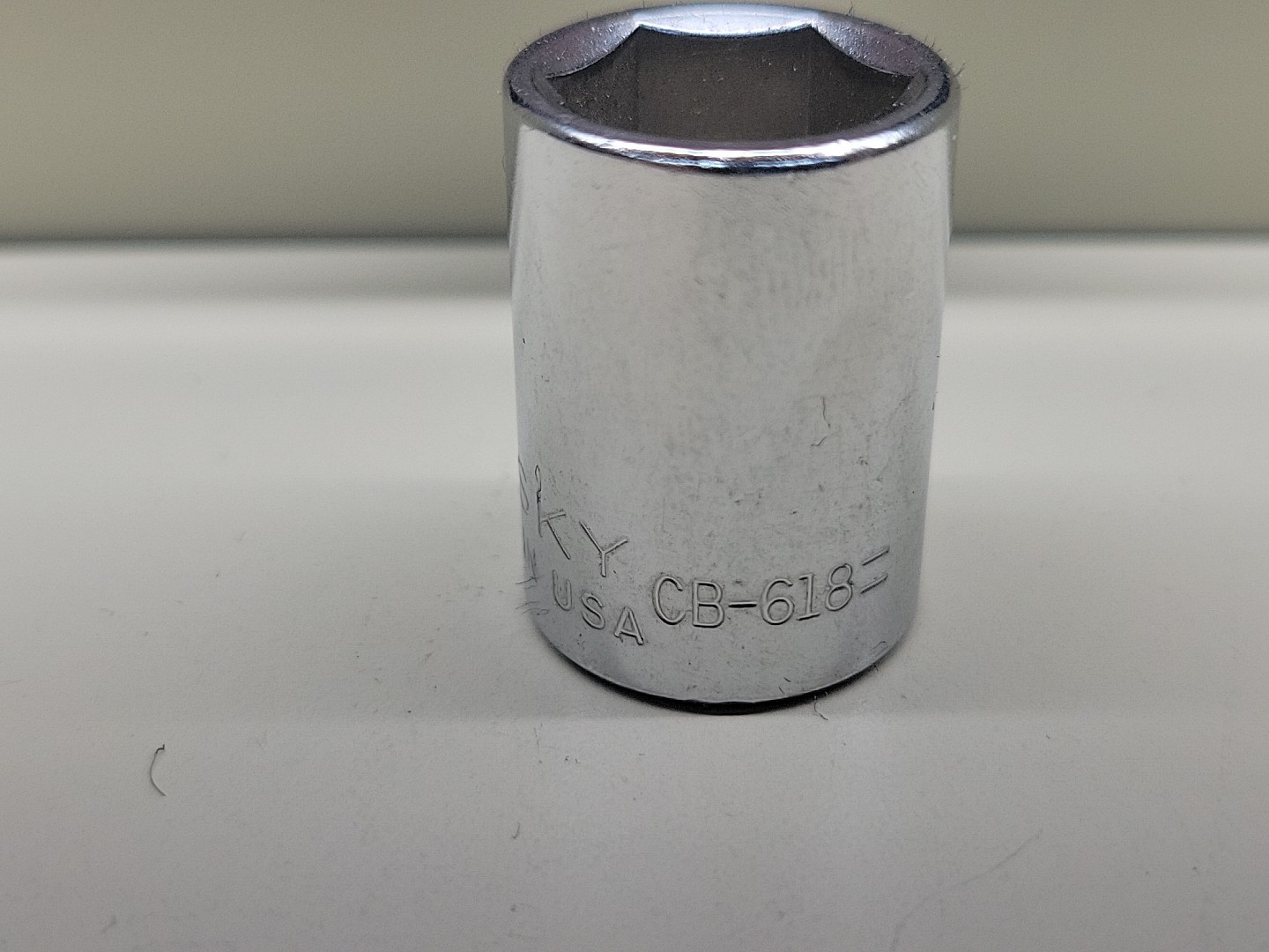 Husky 9/16″ Socket 6 Pt 3/8 Dr. CB-618 For: Homeowner Craftsman Mechanics USA