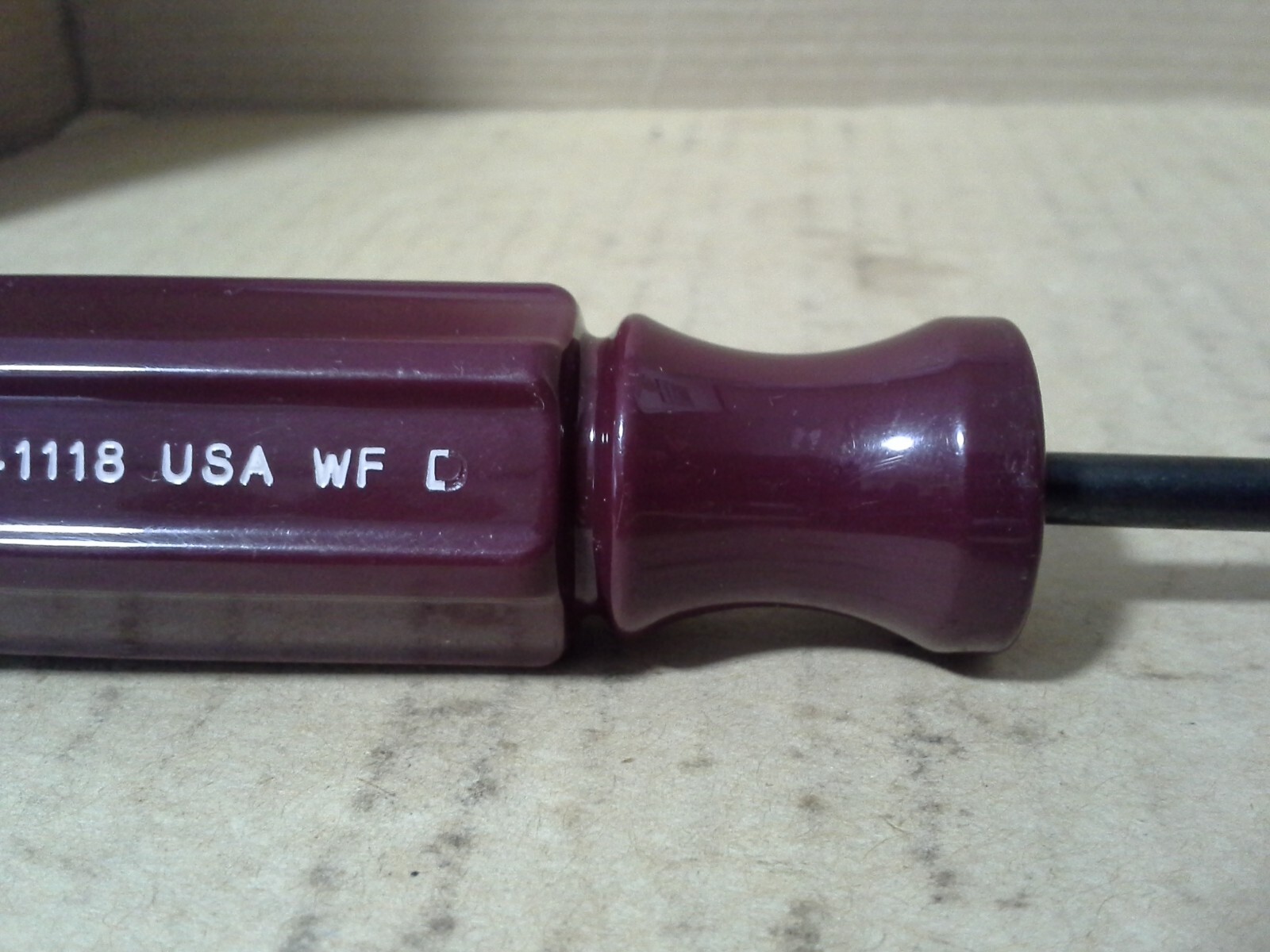 VTG. Sears 9_41118 USA WF Burgundy Handle Flat Head Screwdriver. VGC