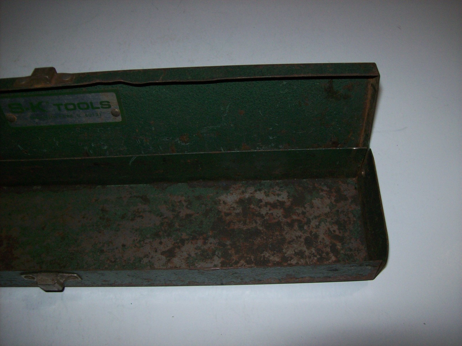 EMPTY Vintage S-K Tools Green Metal Socket Set Case Box, 15″L x 3″ W x 1.5″ T