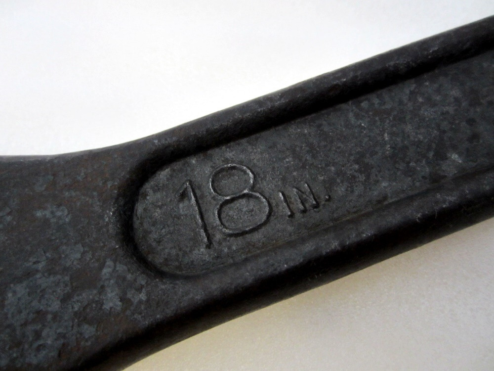 Vintage Crescent 18″ Adjustable Wrench Thick Jaws Black Oxide Made in USA