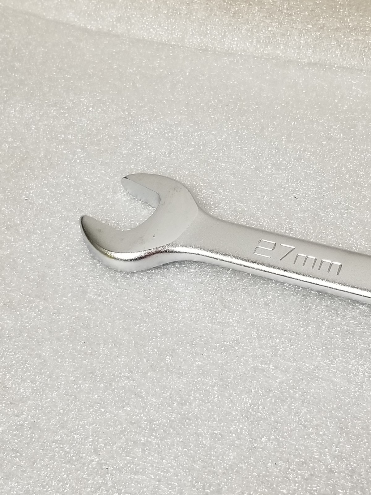 Wright 11-27MM Combination Wrench 27mm 12-Pt 14″OAL Satin Chrome Made in USA
