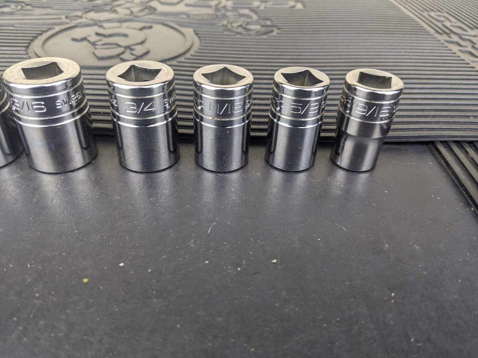 #av827 Snap-On Set 1/2″ Drive Socket Set 9/16″ to 1” SAE SW Series 12 Point