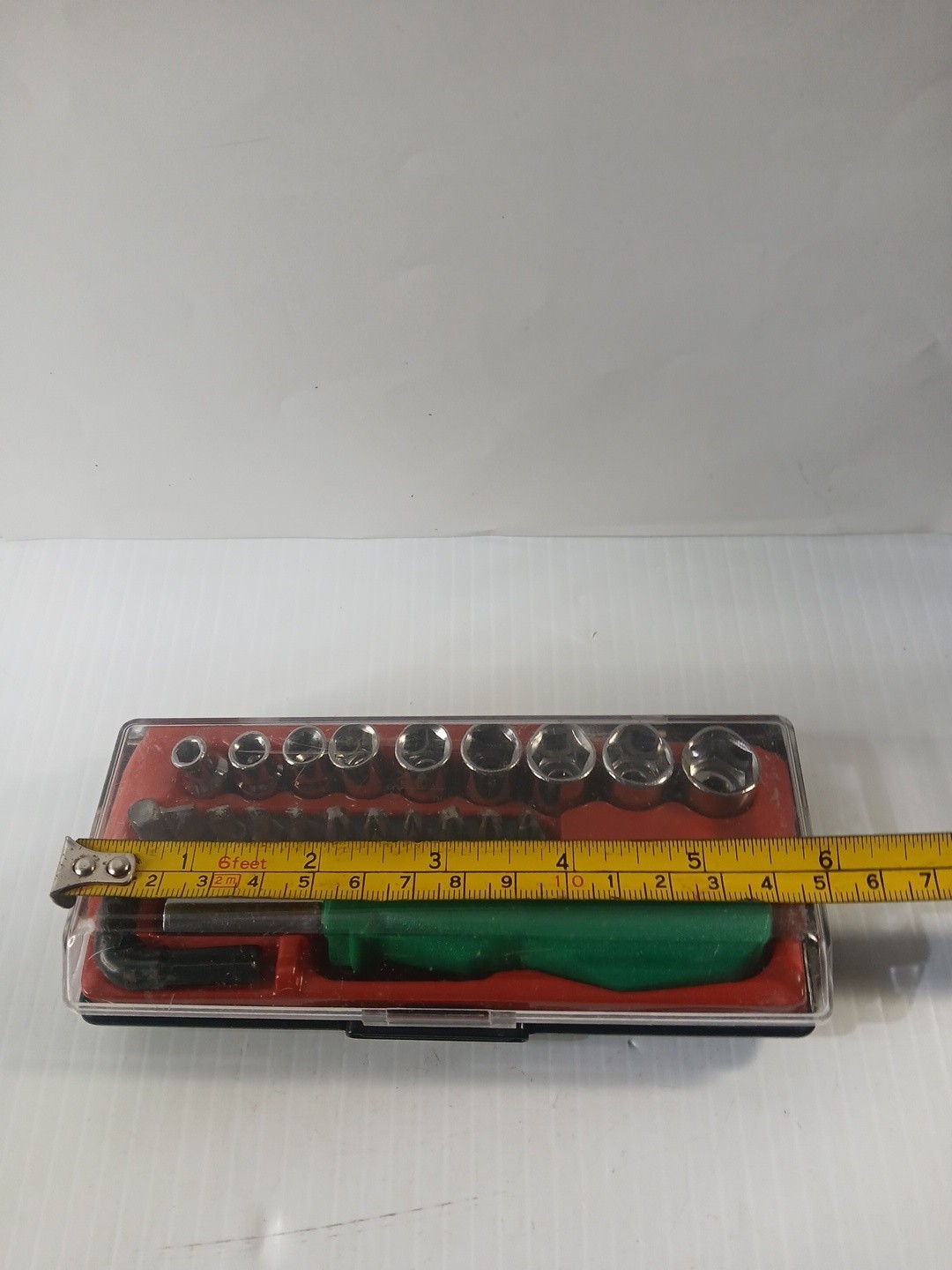 22 Piece Set Tools Socket, Multiple Bits With Attachment Handle Pre-owned